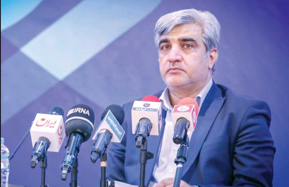 تامین اجتماعی ۳۰۰ هزار میلیارد کسری دارد