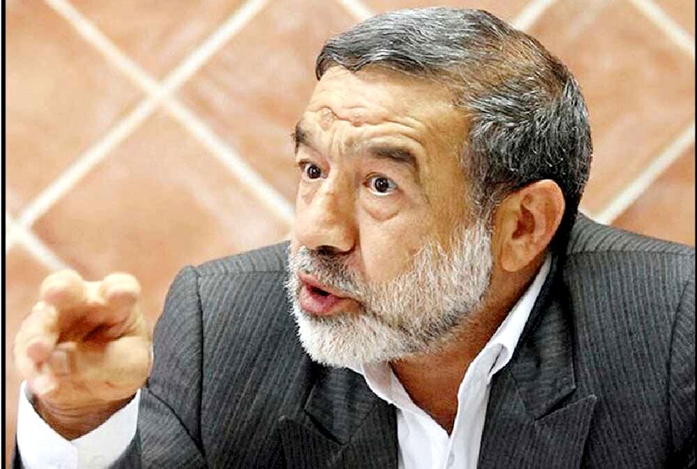 
بنا به حکم ثانوی باید به سلاح اتمی مجهز شویم