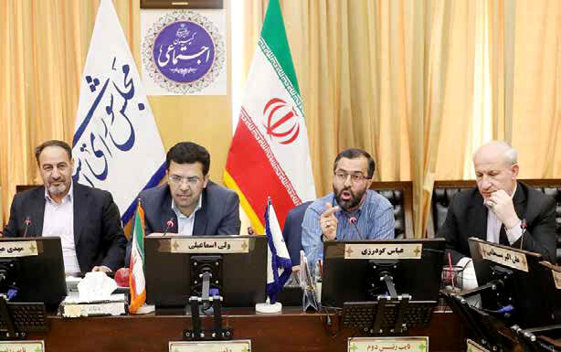 ارجحیت اولویت‌های ایدئولوژیک؛ «شنبه» را شکست داد