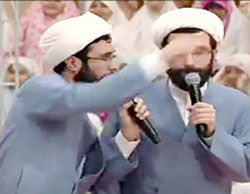 رفتار ضد فرهنگی دو طلبه جوان در «جشن تکلیف» دختران دانش‌آموز

