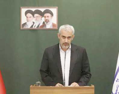 کارت زرد مجلس به وزیر اقتصاد 

در پی سوال درباره گرانی‌ها