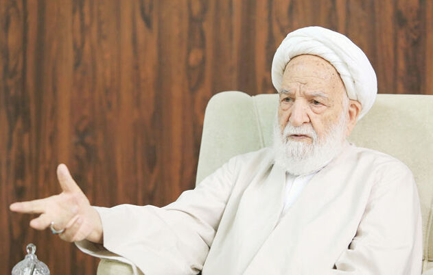 آقای جنتی پیر شده و باید در خانه بنشیند