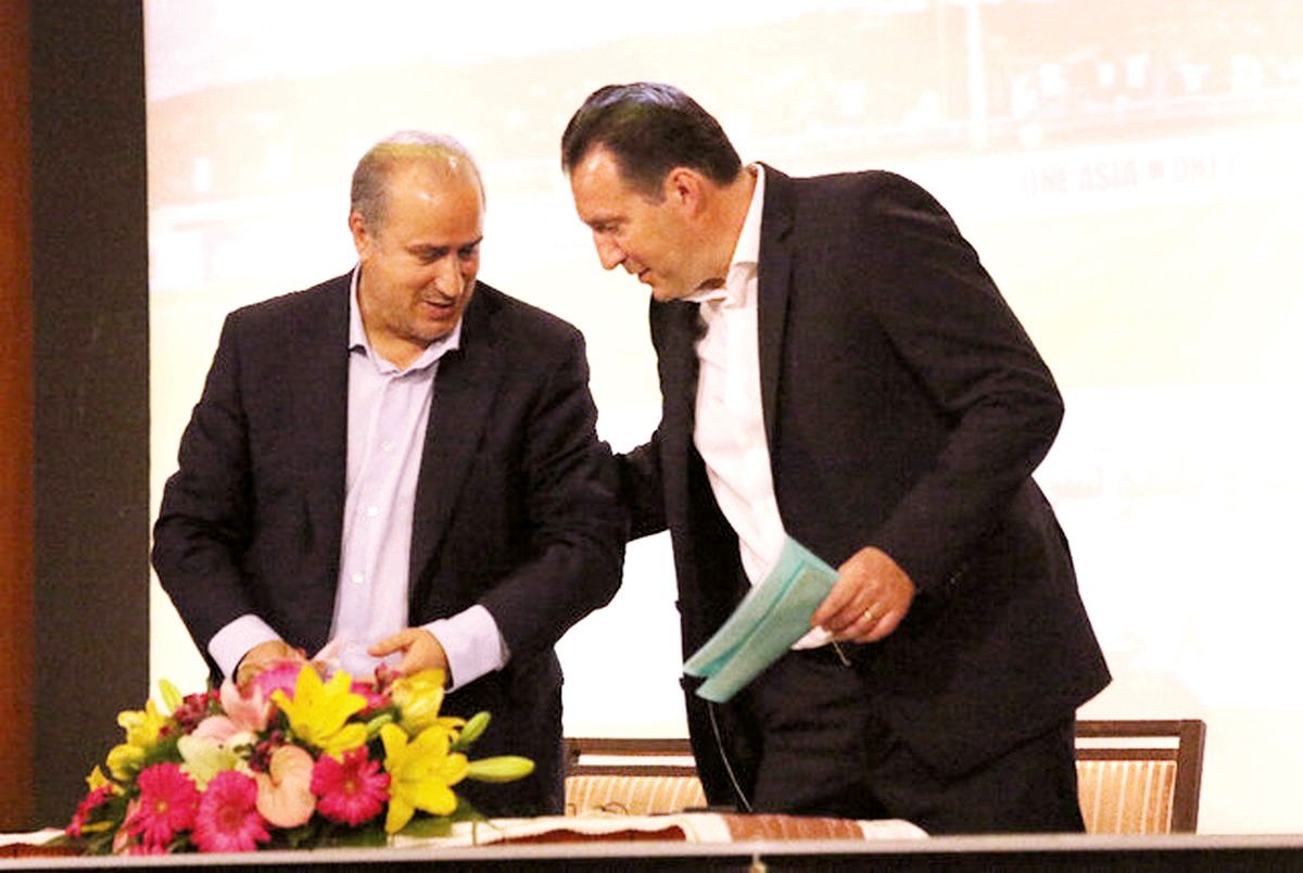 بازگشت بی‌شرمانه! 