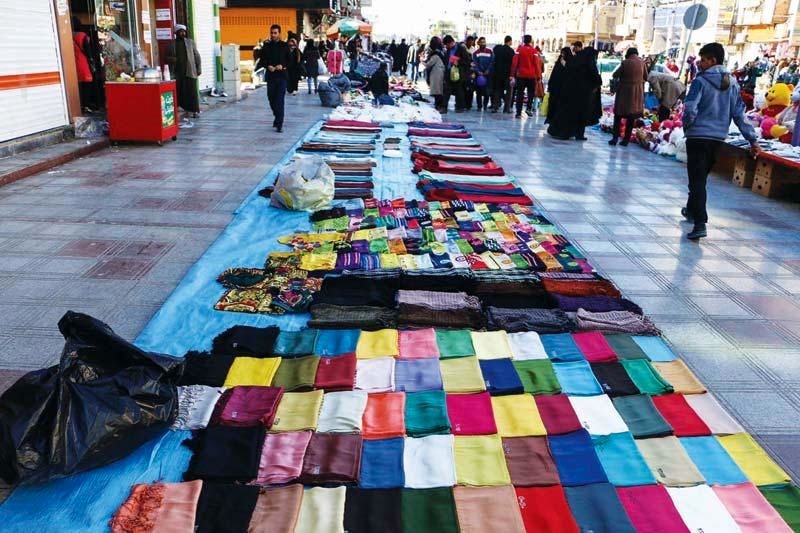پیاده‌روهای تهران هم اجاره‌ داده می‌شود