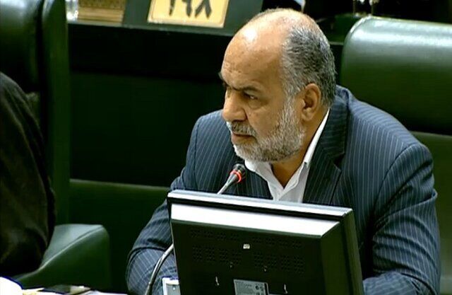  نمایندگان از موضوعات مذاکره بی‌خبرند؛ مجلس در جریان قرار گیرد 
