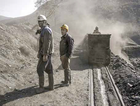 
قرارداد معین؛ راهی برای فرار از پرداخت مزد قانونی
