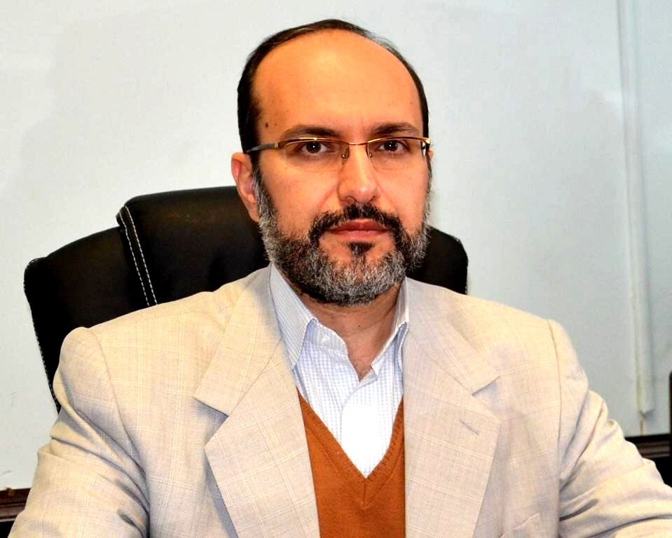 زرتشت؛ دانش‌آموز اخراجی به مدرسه بازگشت

