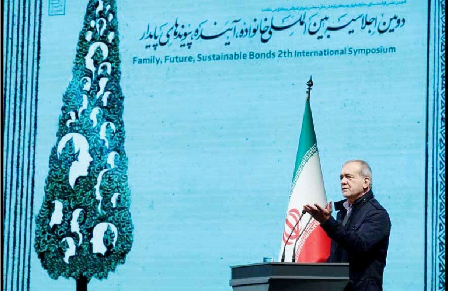 
با تهدید و امرو نهی نمی‌توان جامعه را تغییر داد