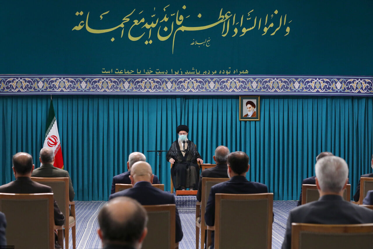 
  دولت فرافکنی نمی‌کند؛ نشنیدیم کسی بگوید اختیار نداریم
