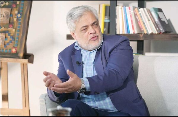 
اصولگرایان باید کمی مؤدب‌تر و متخلق‌تر باشند!