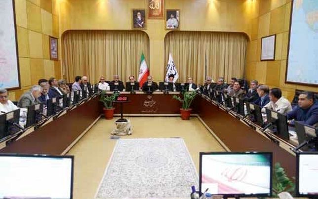 سیاست خارجی در محاصره تریبون‌ها
