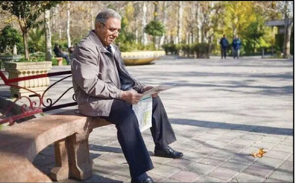 
بازنشستگان برای گرفتن وام 50 میلیون تومانی مرارت‌ها می‌کشند