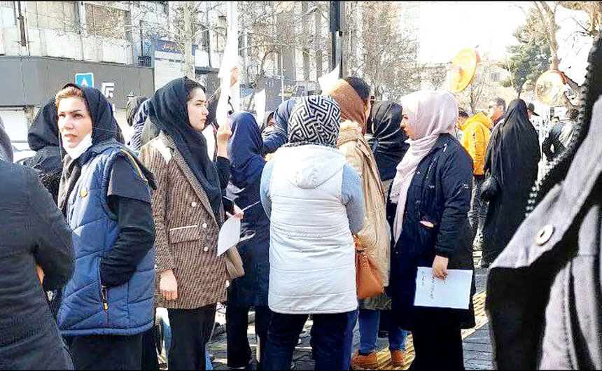 تجمع پرستاران مشهدی 

مقابل دانشکده علوم پزشکی