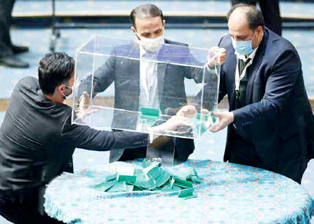 
بازی تاج و تخت!