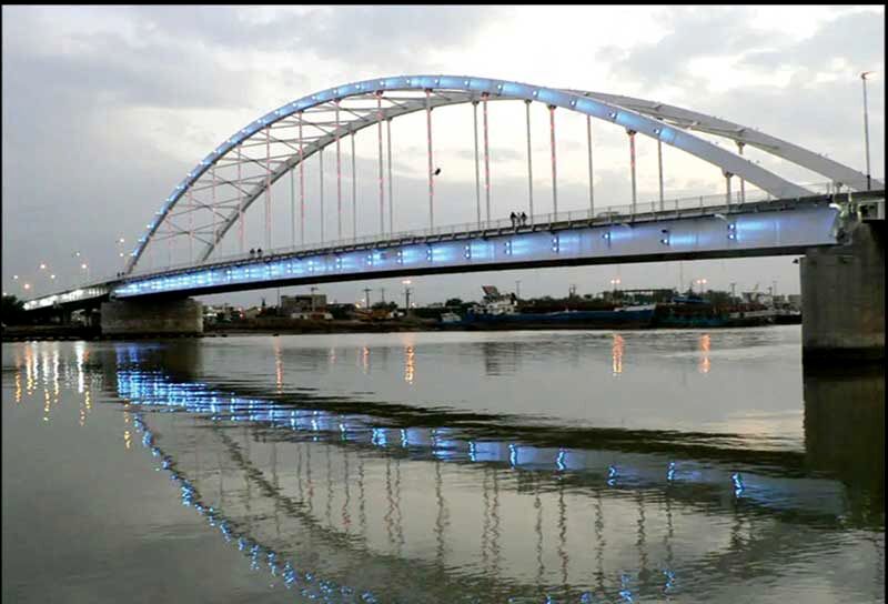 
بزرگترین شهر- موزه ایران 
نه گردشگر دارد نه امکانات گردشگری!