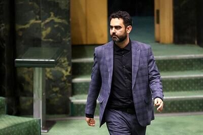 

استعفا دهید!