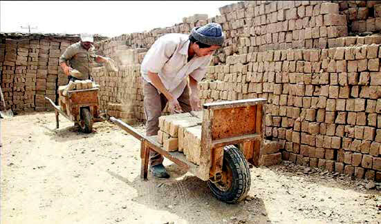 نان‌هایی 
که آجر می‌شوند