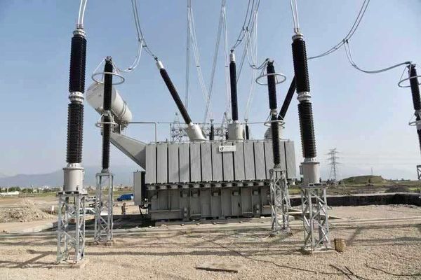 دولت مانع شکل‌گیری بازار سیاه در مواد اولیه صنعت برق شود