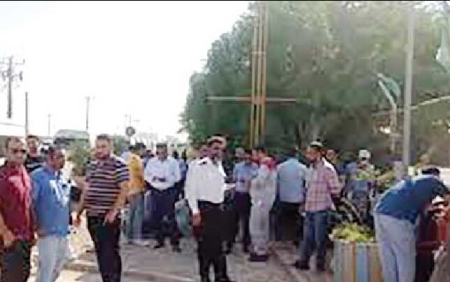 تجمع رانندگان اخراجی در بندر ماهشهر