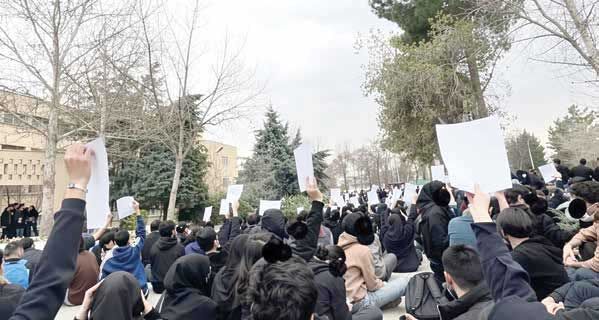 موج احضار، احکام تعلیق و اخراج در فضای ابهام