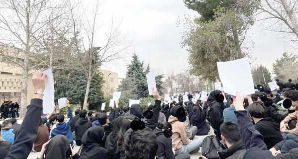 موج احضار، احکام تعلیق و اخراج در فضای ابهام