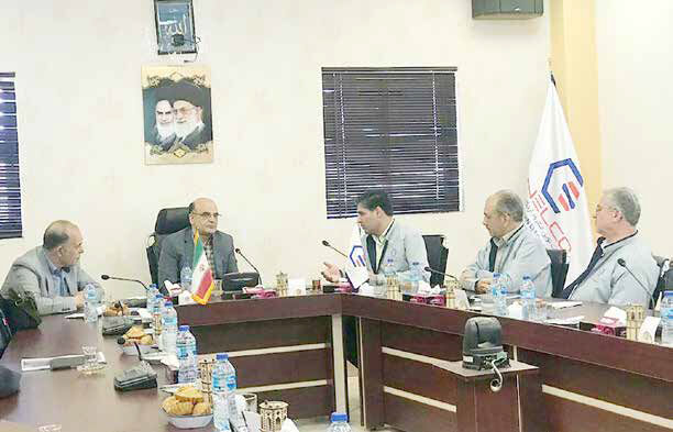 فولادمبارکه تمام توان خود را برای راه‌اندازی کارخانه الکترود اردکان به‌کار می‌گیرد