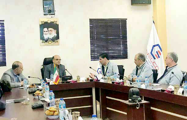فولادمبارکه تمام توان خود را برای راه‌اندازی کارخانه الکترود اردکان به‌کار می‌گیرد