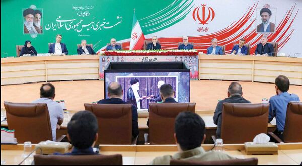 
تصمیم‌گیری درباره جنگ در حوزه وظایف دولت نیست