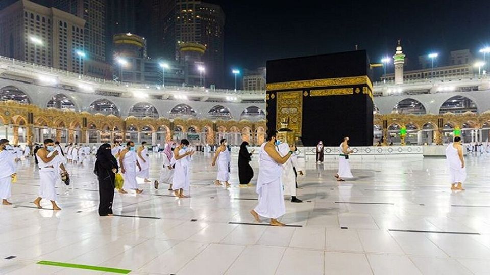 تذکر رعایت حجاب

به حاجی‌ها هم رسید!