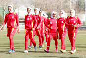 فوتبال بانوان دو پله بالاتر