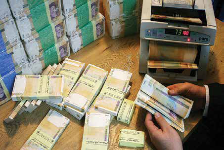 روزانه 3520 میلیارد تومان نقدینگی ایجاد می‌کنیم