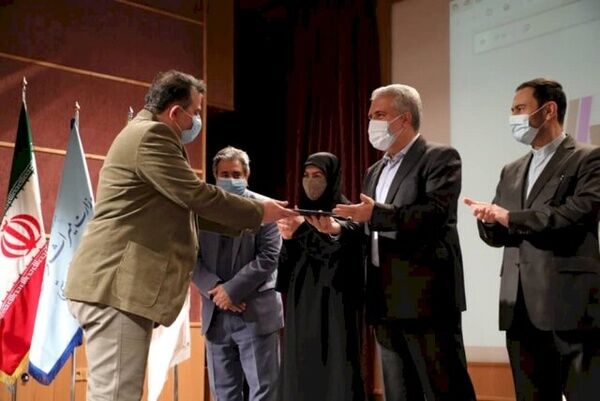 برگزیدگان جشنواره صنایع دستی معرفی شدند