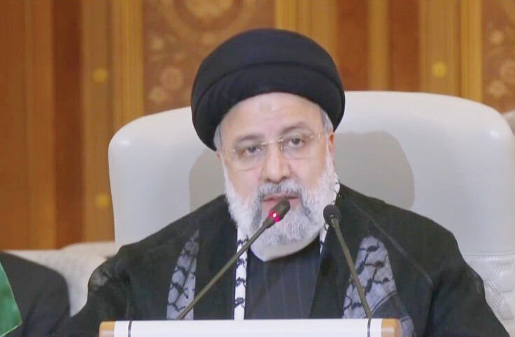 گرد هم آمدیم که تصمیم تاریخی بگیریم