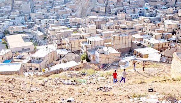 دور  از  مدار  رشد  و  در چرخه  فقر  و  آسیب 