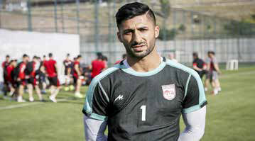 
رشید کنار کشید!‌