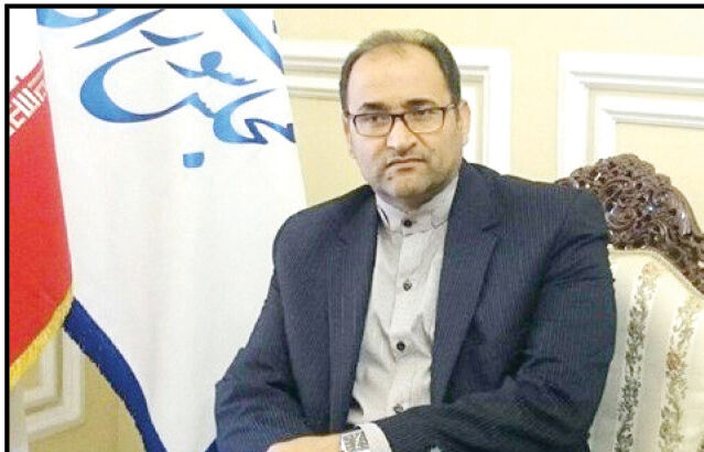 
قبل از تنش‌زدایی با هر کشوری، باید با ملت خودمان آشتی کنیم
