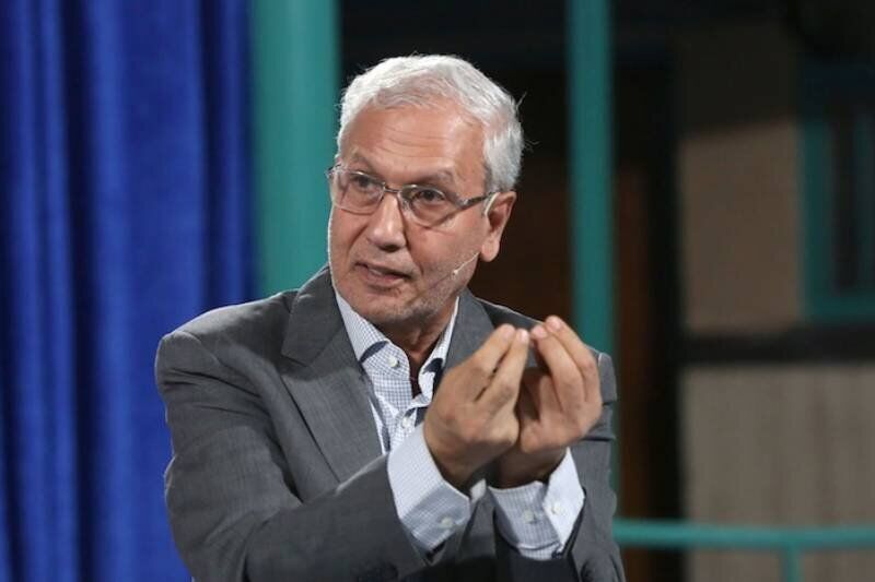 متاسفانه کارمندان تندرو 

در حال رسمی شدن هست