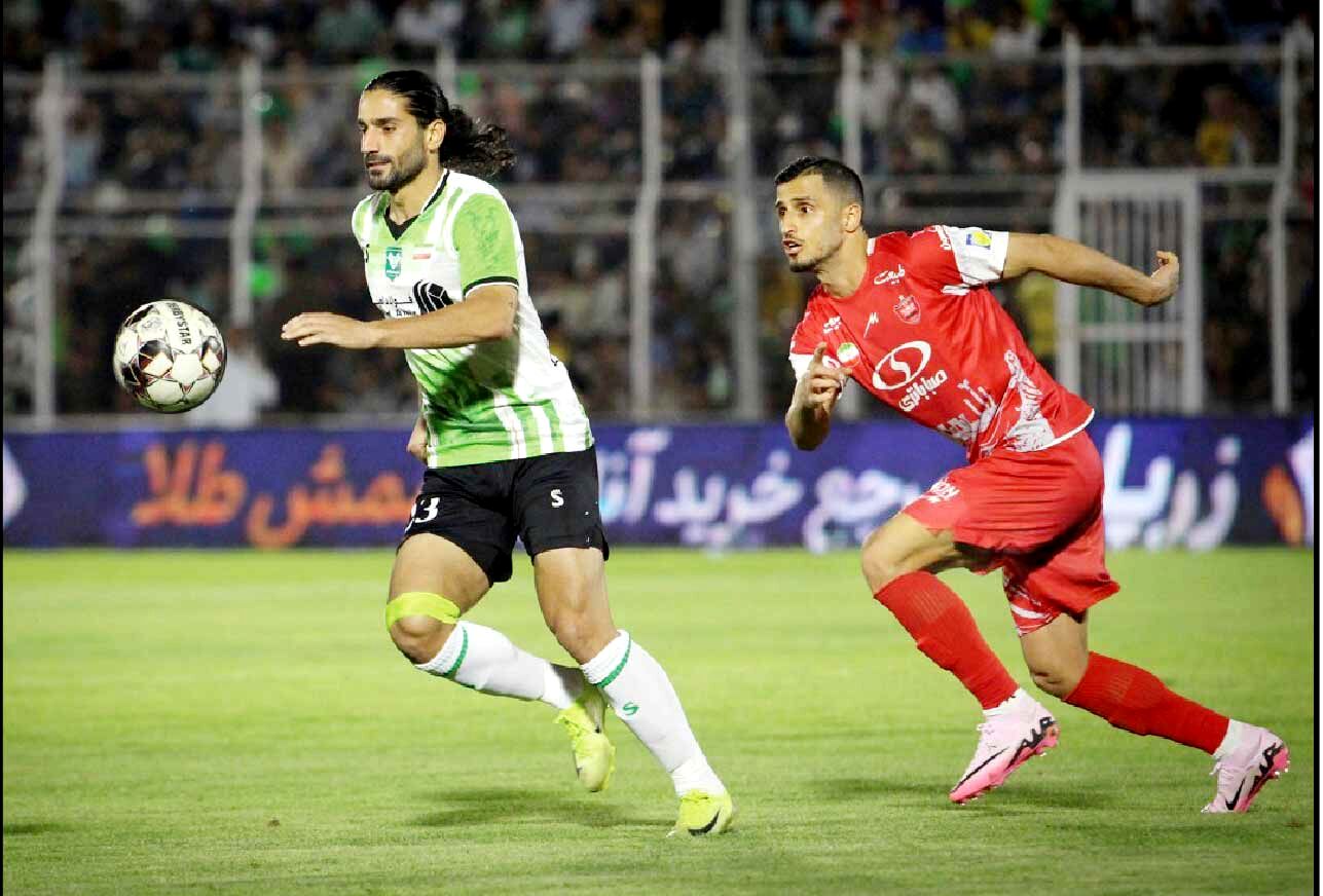 
صف شلوغ صدرنشینی