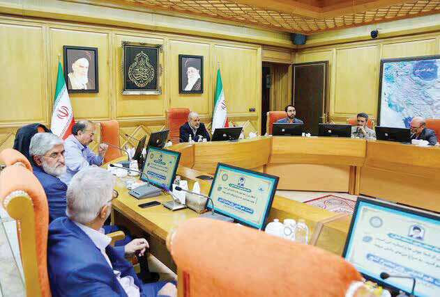 
طلسم شنیدن صدای مخالفان می‌شکند؟