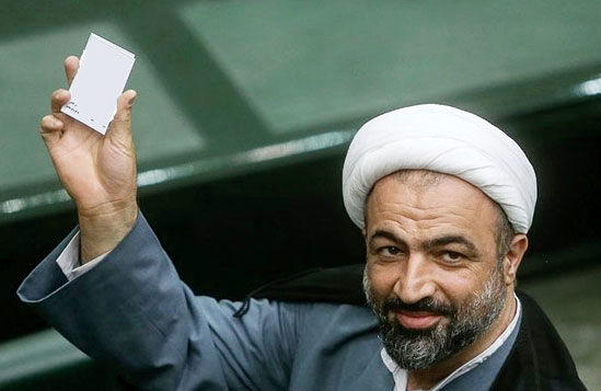  دنبال افرادی هستیم که برای روی مین رفتن هم آماده باشند