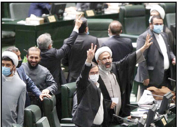 
دو فوریت لایحه حجاب رأی نیاورد