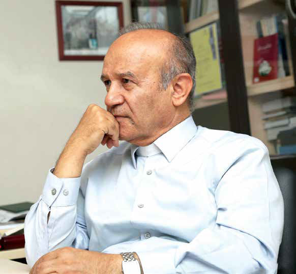 در نظام حکمرانی ما  هیچ مقامی پاسخگو نیست