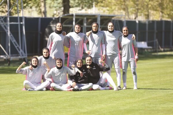 شروع سال جدید با تحریم اردو
