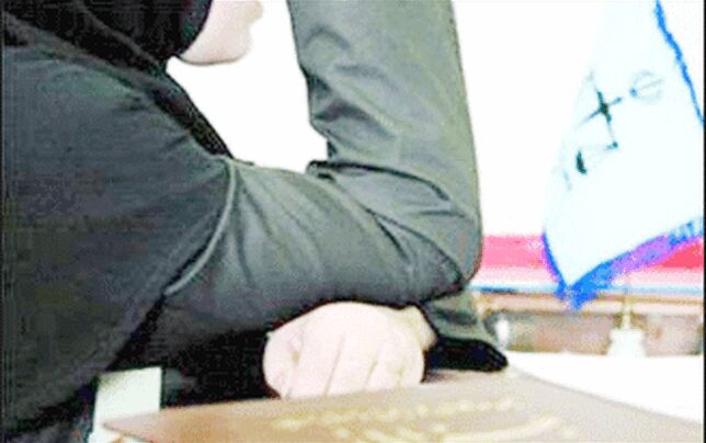 دستور جن‌ها برای ازدواج زن رمال با مرد ثروتمند