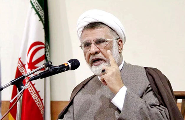 چیزی به نام «حفظ هویت ملی» در تفکر پایداری‌ها نیست