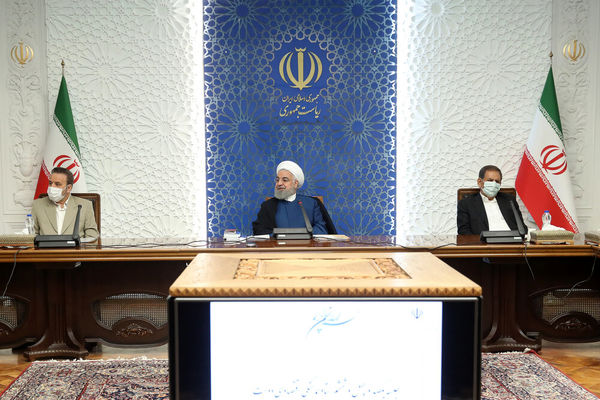 دستگاه‌های دولتی در عرضه سهام خود تسریع کنند