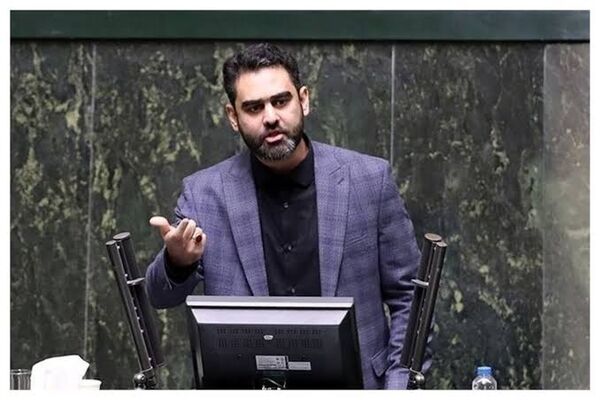 
مراسم تشییع رهبر شهید، 
فراتر از یک «رفراندم» بود 