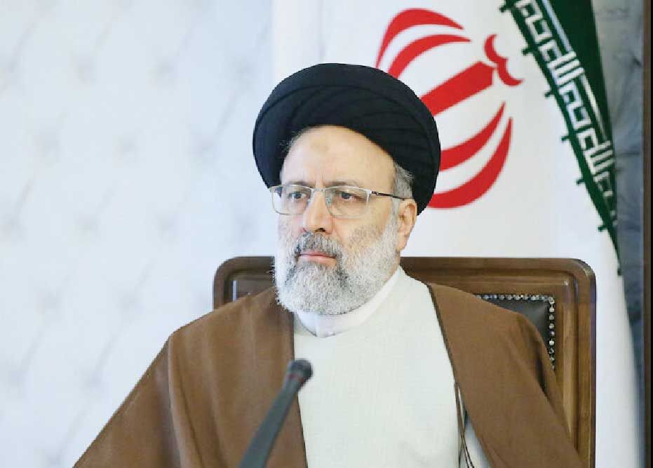 وقتی توهین به هاشمی، خاتمی و روحانی مباح است؛ انتقاد از رئیسی گناه