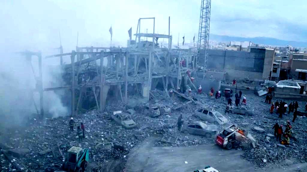     

درس مقاومت از دل فولاد؛

فولاد مبارکه، نماد ایستادگی صنعتی 

در برابر چالش‌هاست
