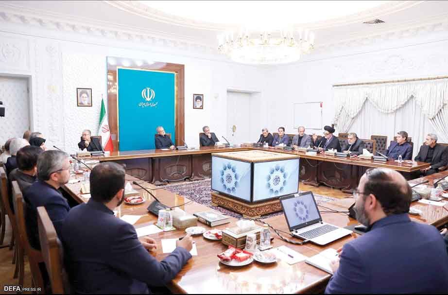 
در جلسه کمیسیون امنیت ملی با پزشکیان چه گذشت؟
